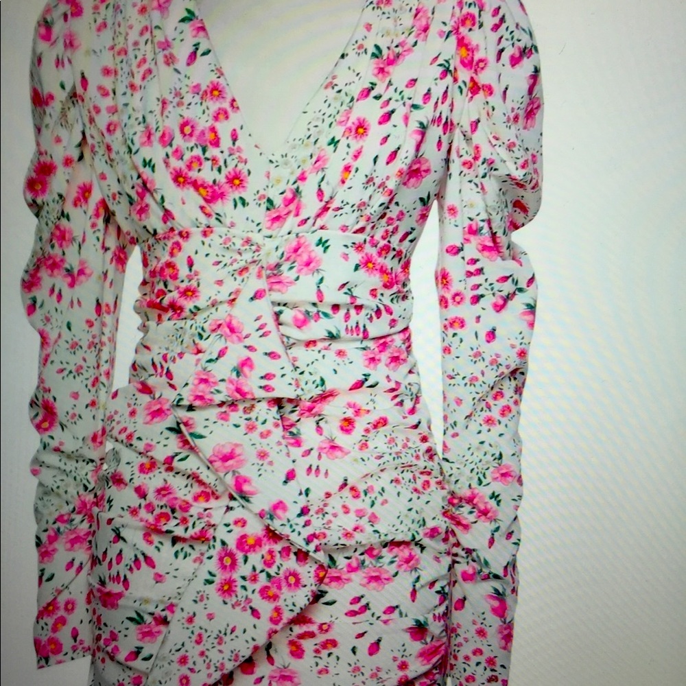 Floral design fitted dress .